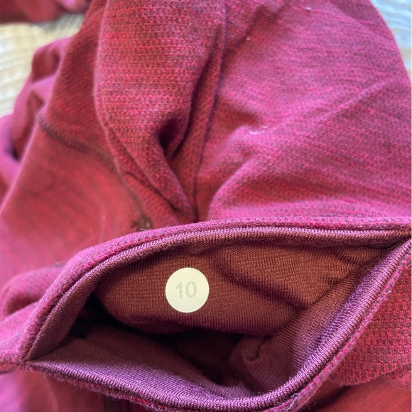 Lululemon WunderUnder sz 10 - Picture 2 of 4